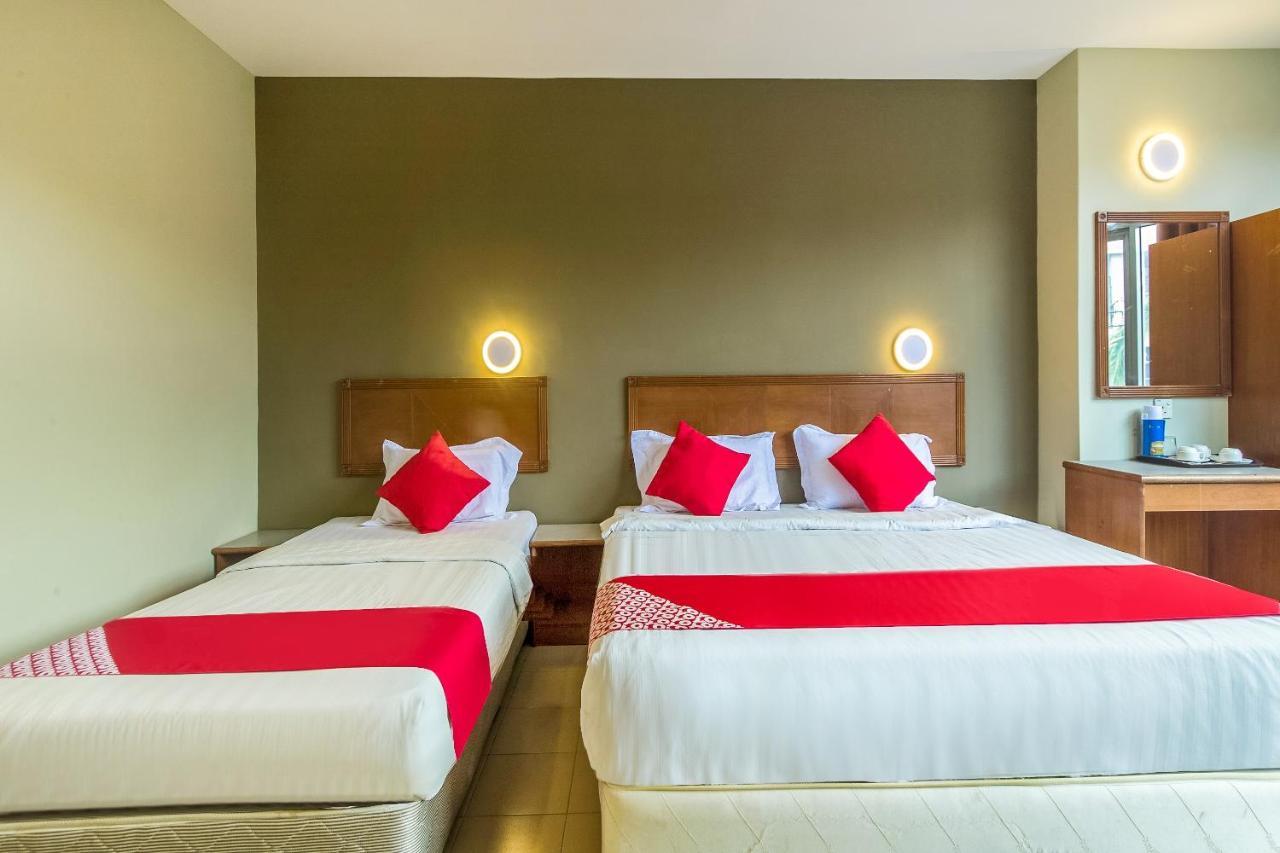 Super Oyo 828 Comfort Hotel Shah Alam Ngoại thất bức ảnh