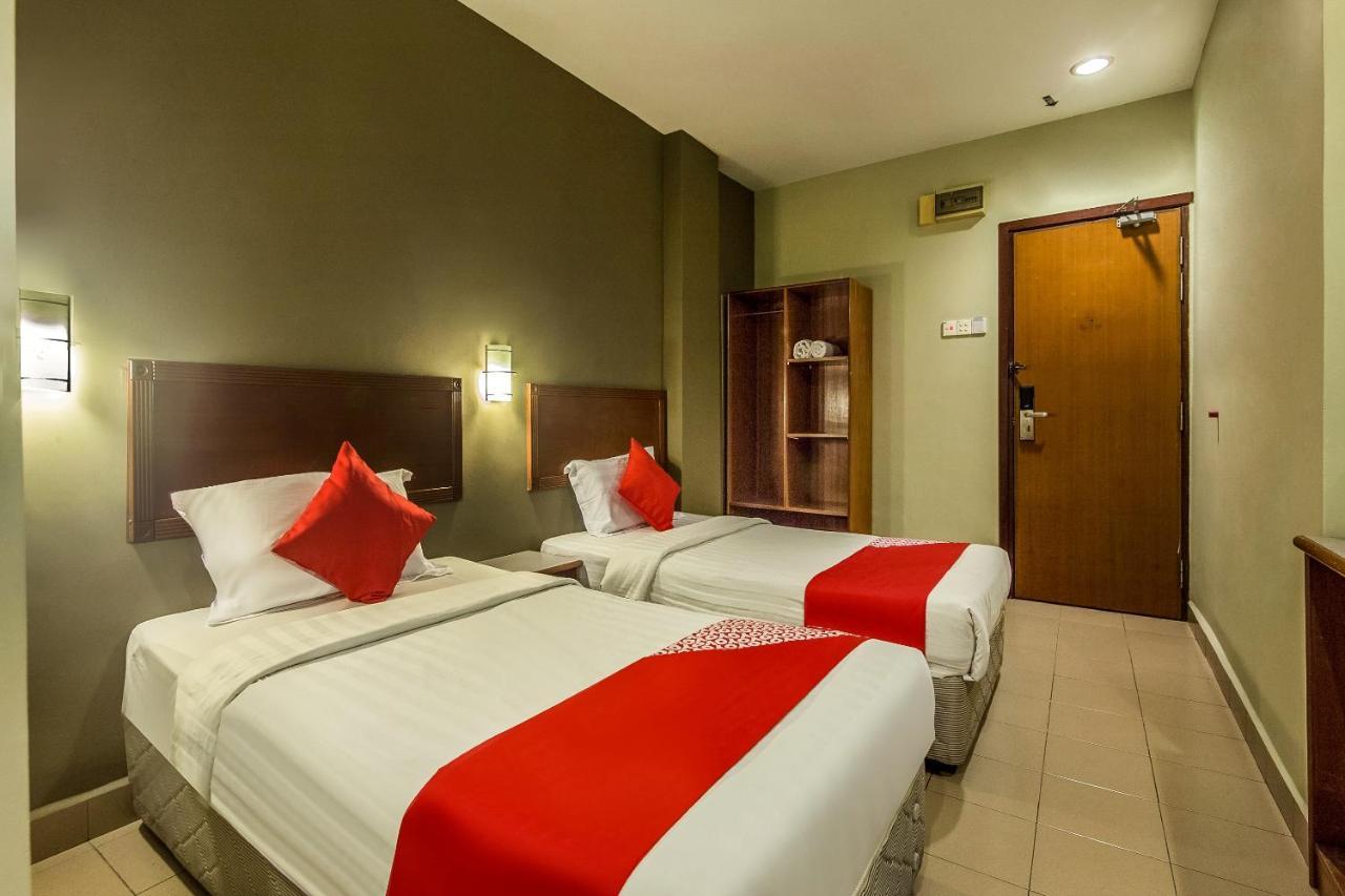 Super Oyo 828 Comfort Hotel Shah Alam Ngoại thất bức ảnh